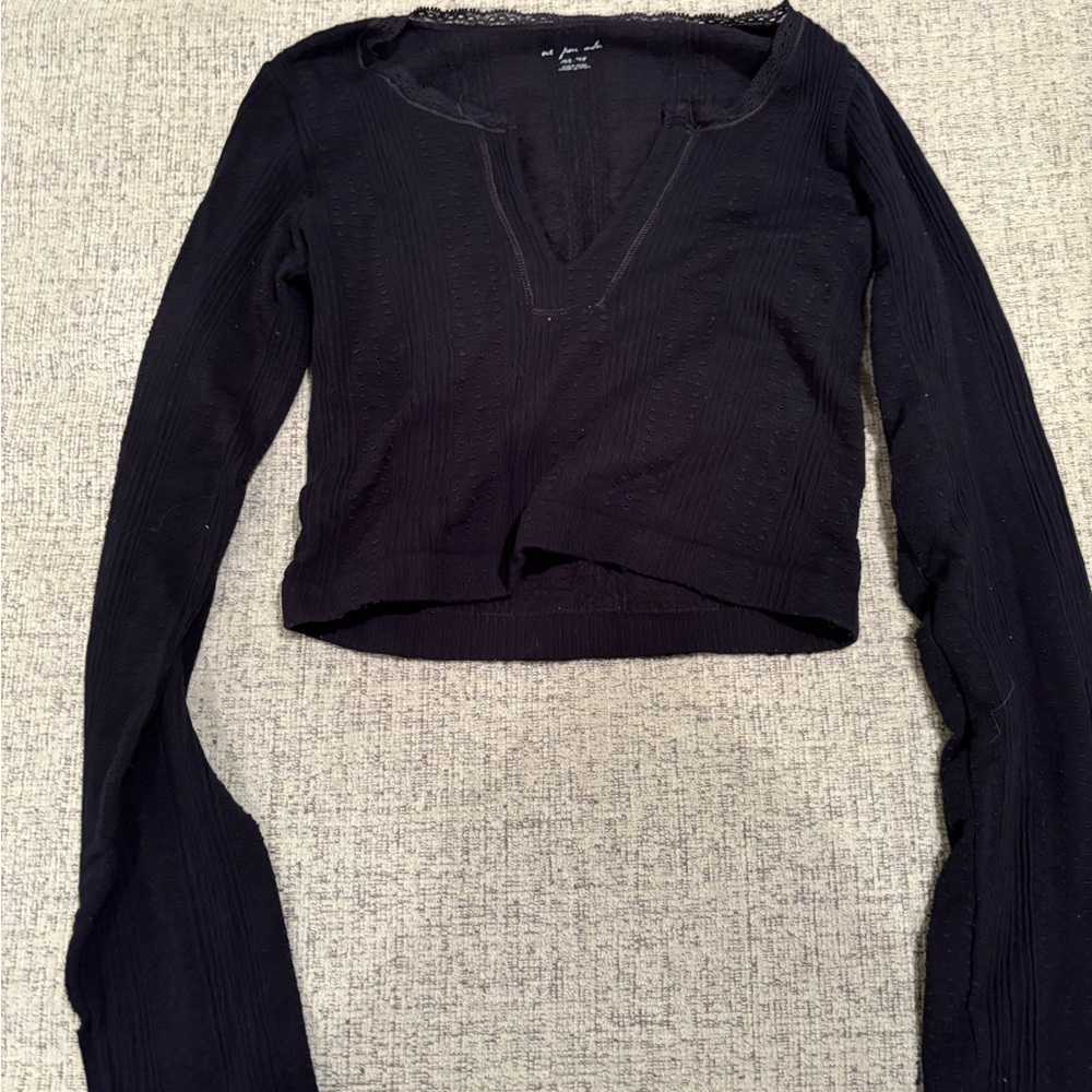 Urban Outfitters Black V-Neck Long Sleeve Blouse